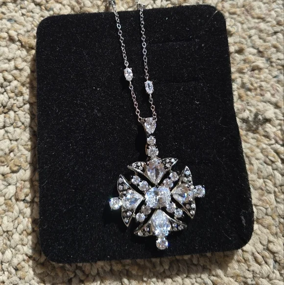 Elegant Silver Pendant Necklace The Real Collectibles By Adrienne - Picture 8 of 10